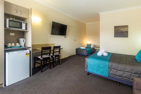 Caravilla Motor Inn - Sydneys Hotel 1