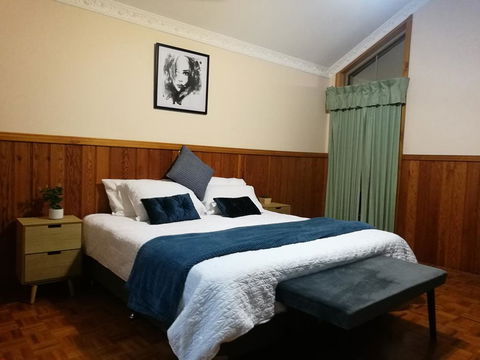 Castle Stay At Lakes Entrance - Sydneys Hotel 2