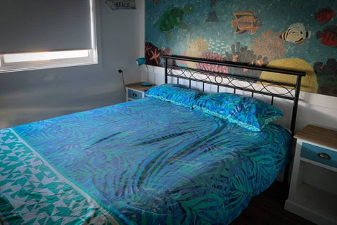 CDC-625 Beach House - Sydneys Hotel 1