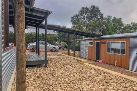 CDC-625 Beach House Incl.rear 2BR Studio - Sydneys Hotel 1