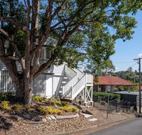 Central Cottage - Sydneys Hotel