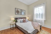 Book Thebarton Accommodation Vacations Sydneys Hotel Sydneys Hotel