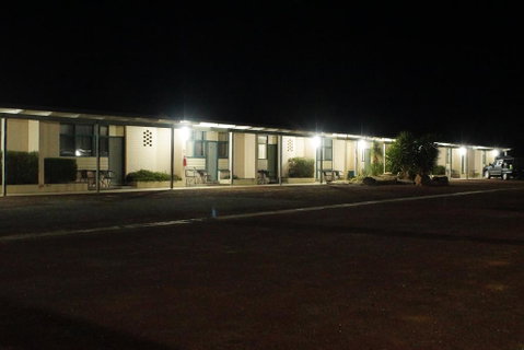 Charlton Motel - Sydneys Hotel 2