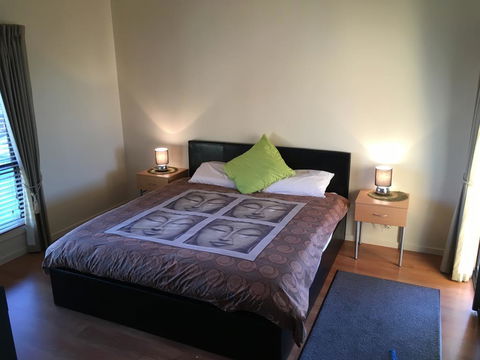 Chill N Sea Coastal Retreat - Sydneys Hotel 2