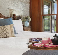 CHRISTOPHERS COTTAGE - Sydneys Hotel