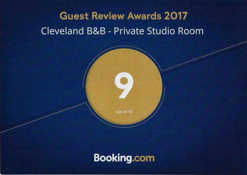 Cleveland B&B - Private Studio Room - Sydneys Hotel 1