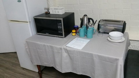 Cleveland B&B - Private Studio Room - Sydneys Hotel 3