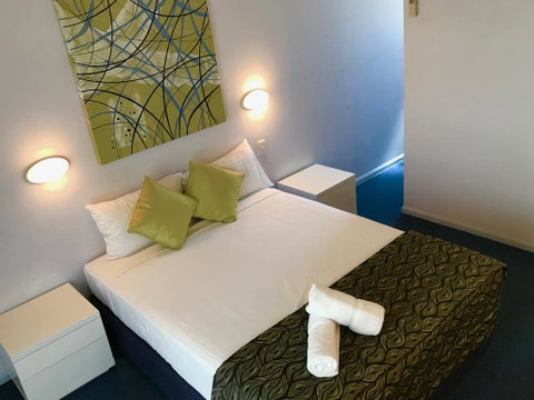 Cleveland Bay Air Motel - Sydneys Hotel 3