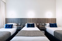 Book Laverton Accommodation Vacations Sydneys Hotel Sydneys Hotel