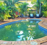 Coconut Grove Holiday Apartments - Sydneys Hotel