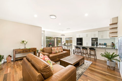 Cohoe - Sydneys Hotel 0