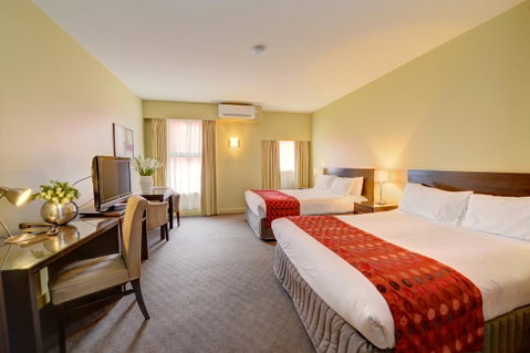Comfort Inn & Suites City Views - Sydneys Hotel 1