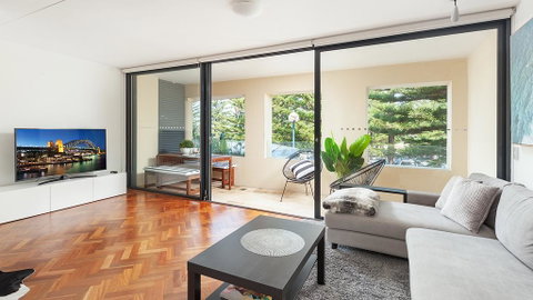 Coogee Beach Pad - Sydneys Hotel 0