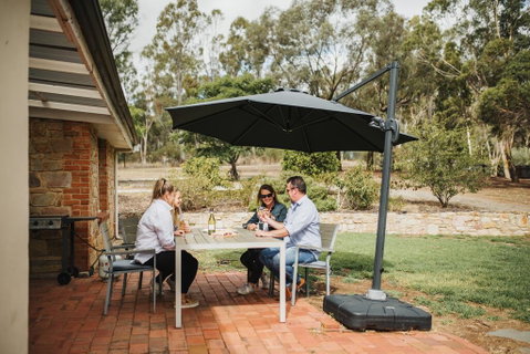 Cooke Cottage - Sydneys Hotel 2