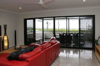 Book Cooktown Accommodation Vacations Sydneys Hotel Sydneys Hotel
