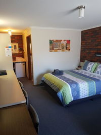 Book Stawell Accommodation Vacations Sydneys Hotel Sydneys Hotel