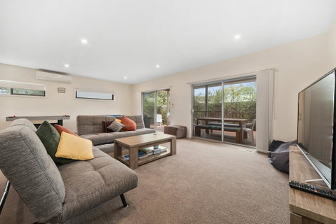Cootamundra - Sydneys Hotel 0