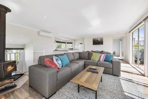 Coral Reef - Sydneys Hotel 3