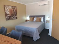 Book Kojonup Accommodation Vacations Sydneys Hotel Sydneys Hotel