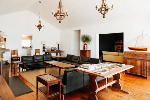 Corunna Station Country House - Sydneys Hotel 0