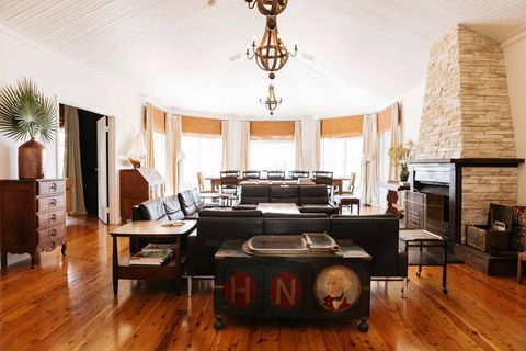 Corunna Station Country House - Sydneys Hotel 2