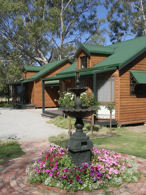 Cottages On Edward - Sydneys Hotel 3