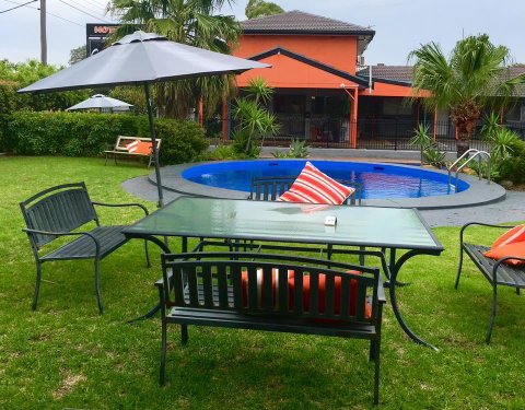 Country Leisure Motor Inn - Sydneys Hotel 1