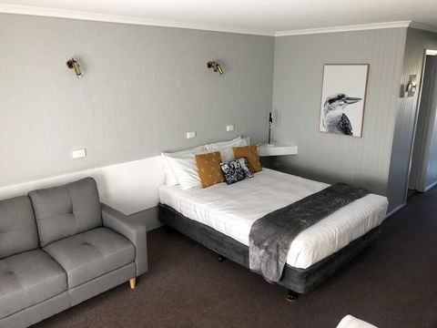 Country Roads Motor Inn - Sydneys Hotel 0