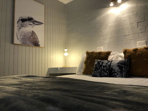Country Roads Motor Inn - Sydneys Hotel 3