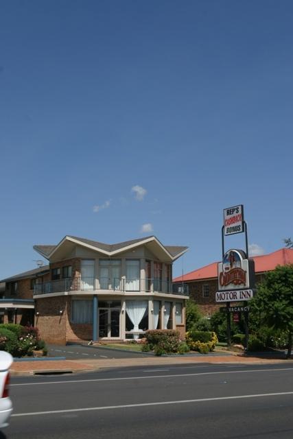 Countryman Motor Inn - Sydneys Hotel 3