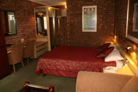 Countryman Motor Inn - Sydneys Hotel 1