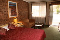 Book Dubbo Accommodation Vacations Sydneys Hotel Sydneys Hotel