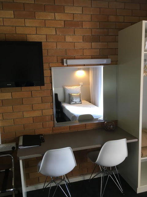 Court Street Motel - Sydneys Hotel 3
