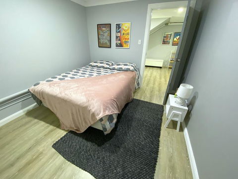 Cozy Inner West City Hideaway - Sydneys Hotel 2
