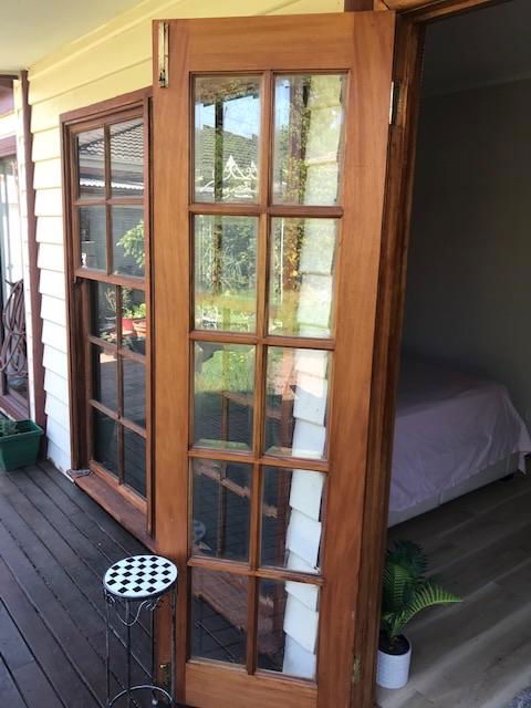 Cozy Luxury Suit With Separate Entrance - Sydneys Hotel 2