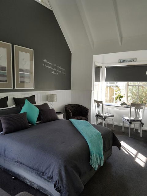 Creek Cottage Bed And Breakfast - Sydneys Hotel 2