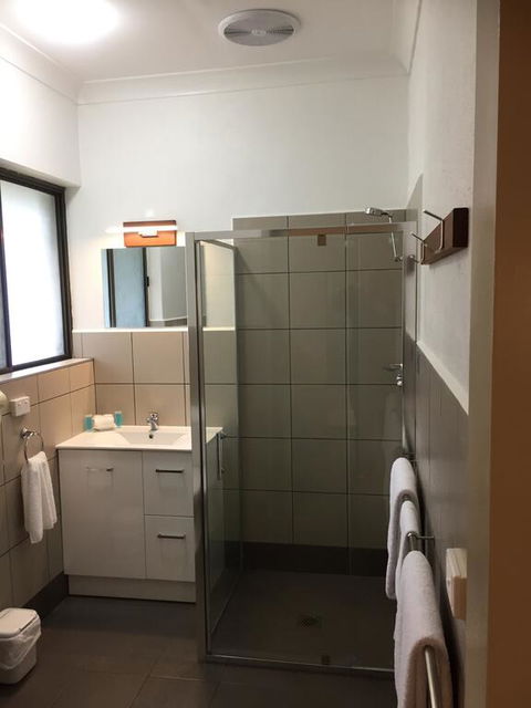 Culcairn Motor Inn - Sydneys Hotel 3