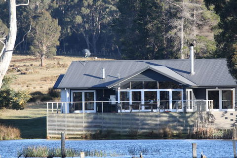 Currawong Lakes Tasmania - Sydneys Hotel 0