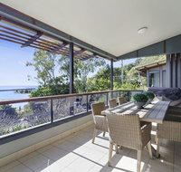Currumbin Beachside Holiday Home - Sydneys Hotel