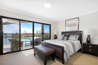 Book Mulwala Accommodation Vacations Sydneys Hotel Sydneys Hotel