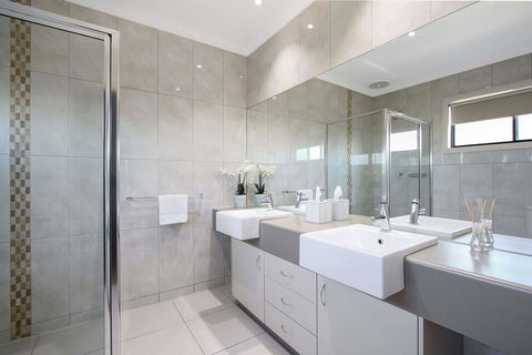 Cypress Townhouse 23 - Mulwala - Sydneys Hotel 1