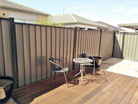 Daisy Villa - Close To Mel Airport & Hume Highway -Comfort - Sydneys Hotel 2