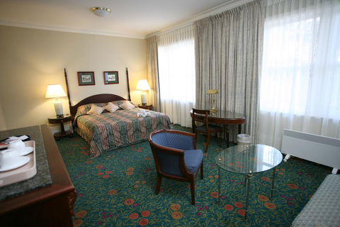 Darcy's Hotel - Sydneys Hotel 1