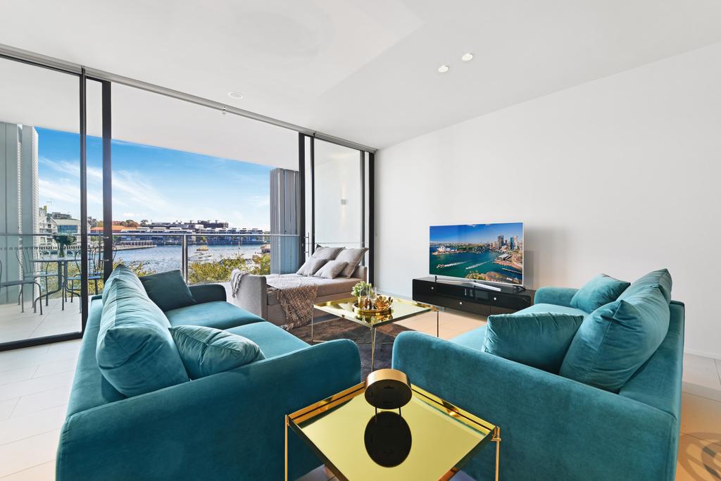Barangaroo NSW Sydneys Hotel