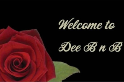 Dee B N B - Sydneys Hotel 0