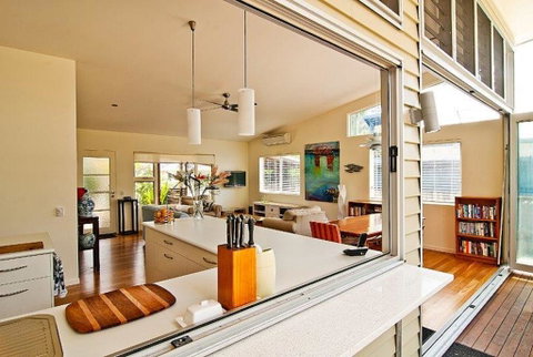 Deepdene - Sydneys Hotel 3