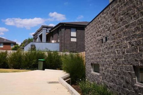 Delicate And Peaceful Bundoora Townhouse 11 - Sydneys Hotel 0