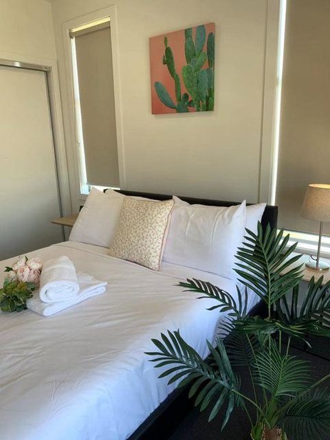 Delicate And Peaceful Bundoora Townhouse 12-R3 - Sydneys Hotel 3