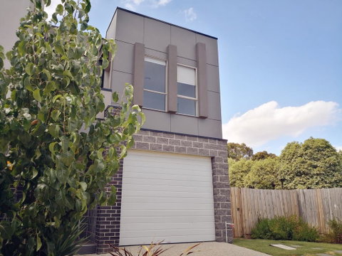 Delicate And Peaceful Bundoora Townhouse 7-R4 - Sydneys Hotel 0