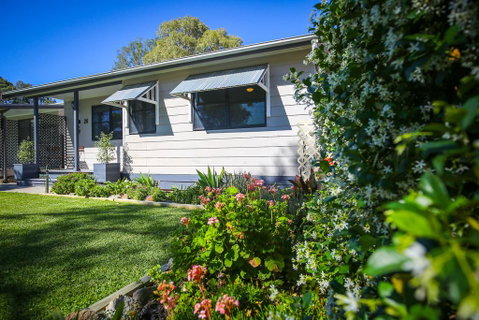 Dell-Lee Cottage - Sydneys Hotel 0